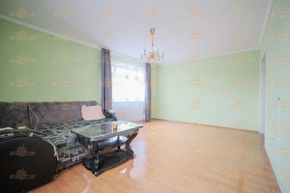 2-комн. квартира - Фото 8