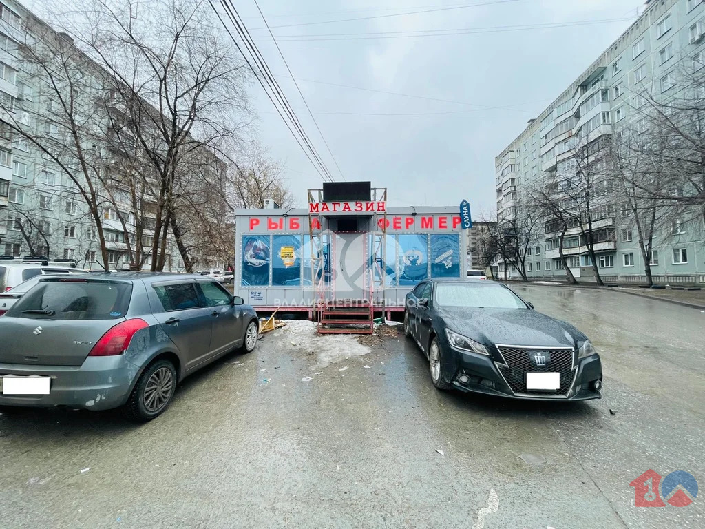 Торговое в аренду, городской округ Новосибирск, Новосибирск, улица ... - Фото 0