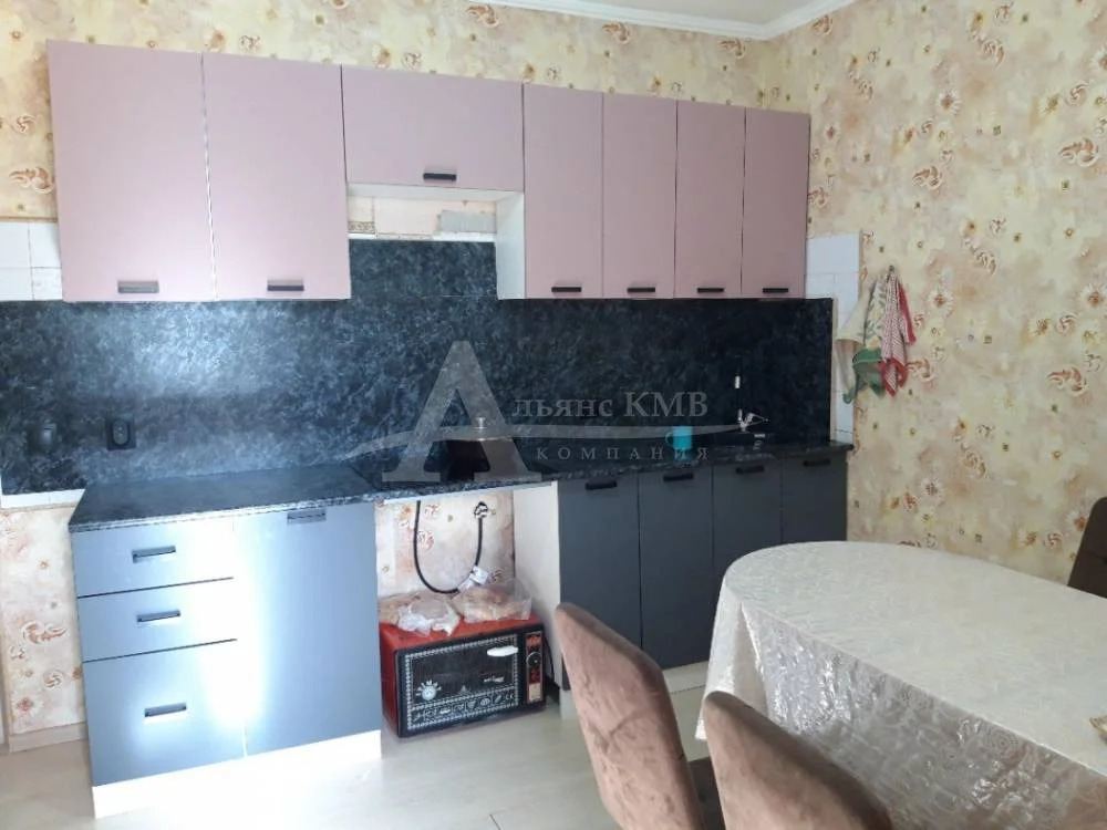 Продажа квартиры, Минеральные Воды, ул. Дружбы - Фото 1