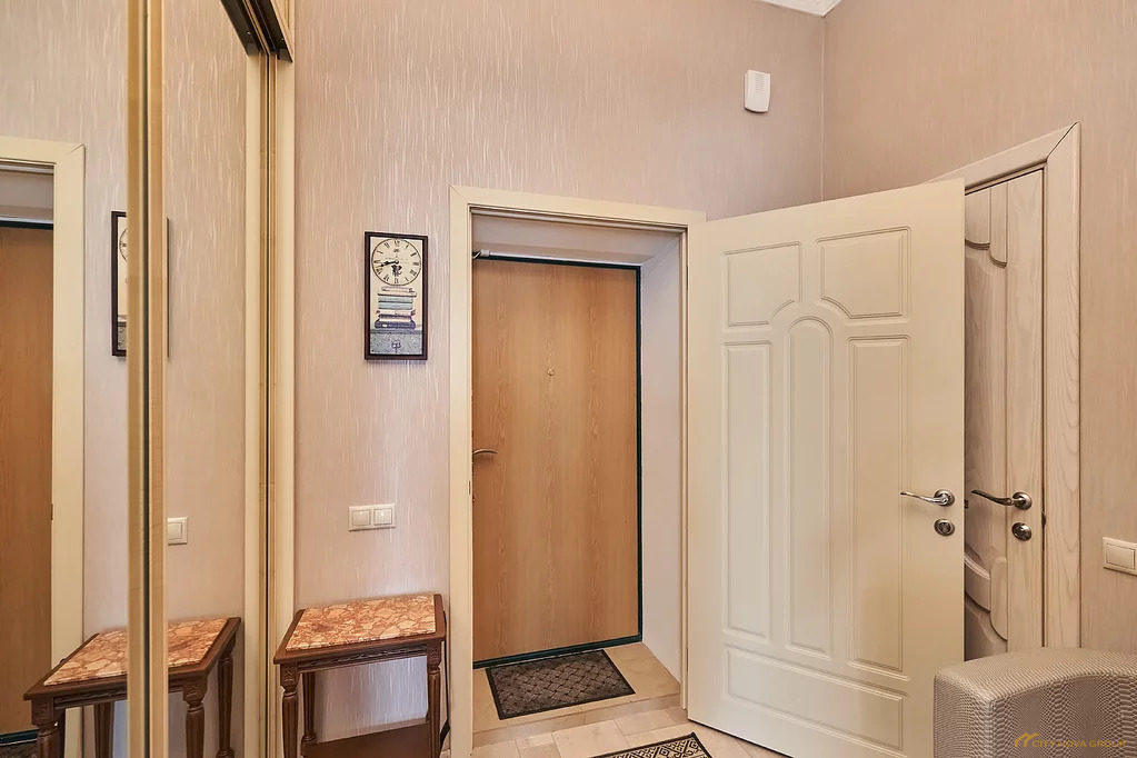 Продам 2-к квартиру, Москва г, улица Большая Ордынка 17с1 - Фото 1