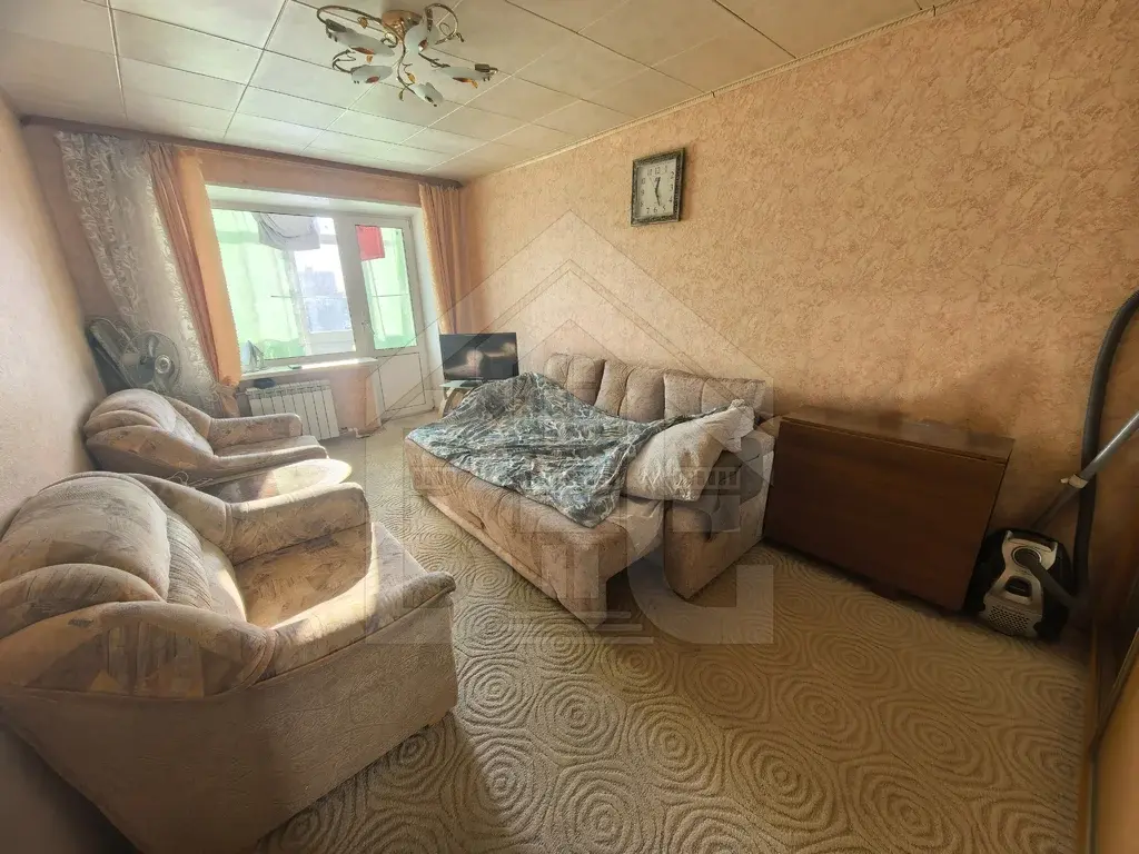 Ступинский р-н, п. Михнево, 1-к квартира с отличным ремонтом - Фото 1