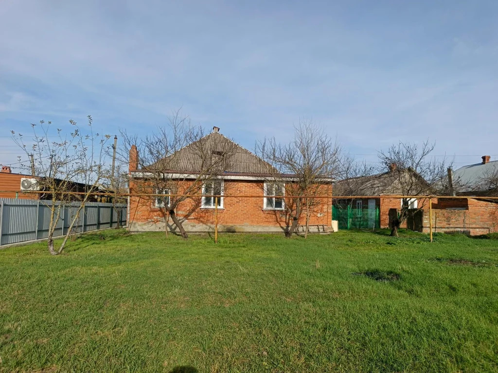 Продажа дома, Новодмитриевская, Северский район, ул. Кирова - Фото 1