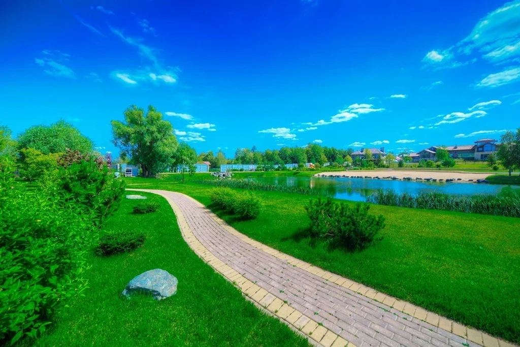 Участок у леса в элитном поселке Мэдисон парк во вторичной продаже - Фото 4