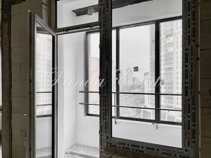 Просторная квартира в новом ЖК (ном. объекта: 9815) - Фото 1