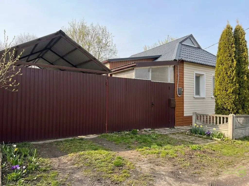 Жилой уютный дом с мебелью, садом и навесом для машины в Белгороде - Фото 2