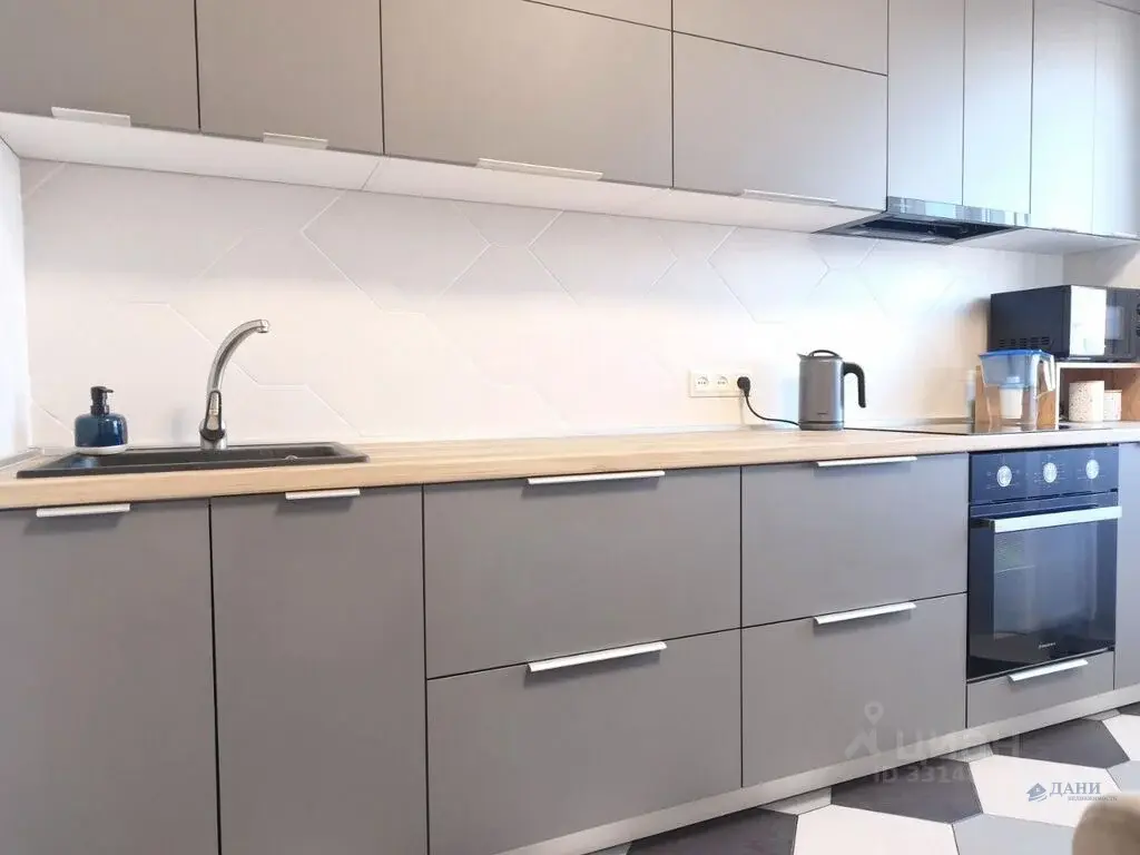 Купить трехкомнатную квартиру 68.3м ул. Берзина, 9А, Магадан, ... - Фото 2