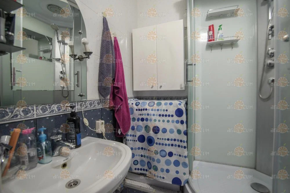 2-комн. квартира - Фото 16