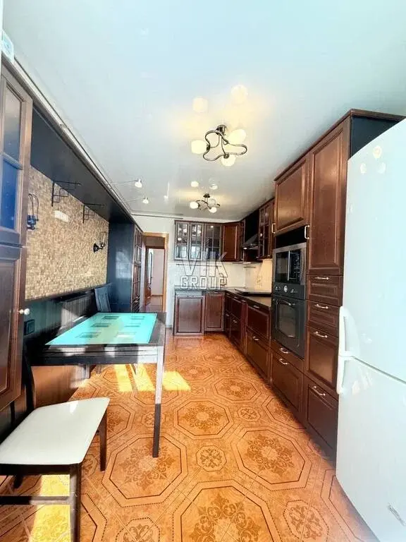 Продается просторная светлая трехкомнатная квартира с евро ремонтом - Фото 24