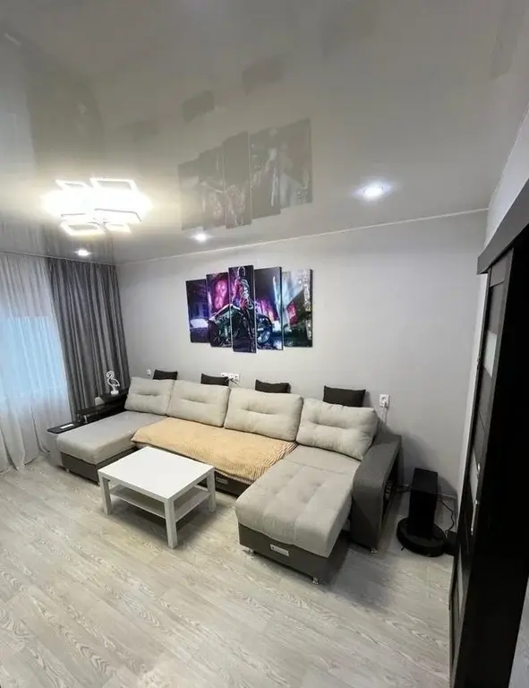 Октябрьский проспект, 3 - Фото 1