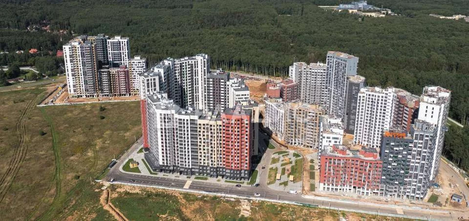 городской округ Мытищи, посёлок Нагорное, улица Полковника Романова, . - Фото 2