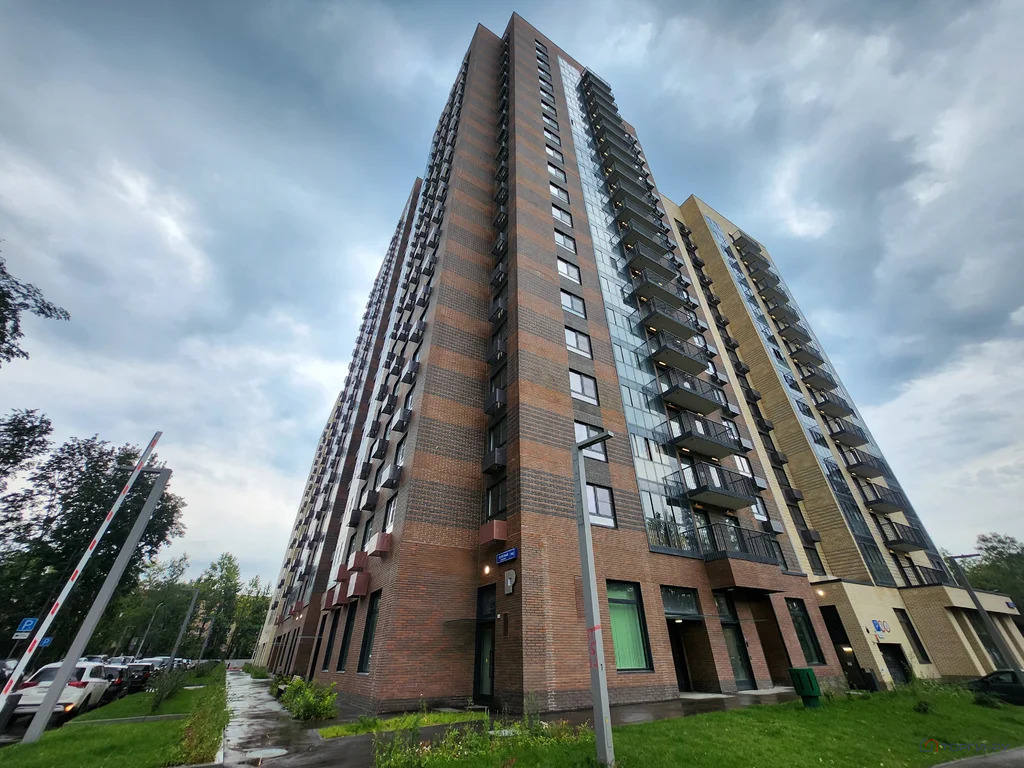 Продажа торгового помещения, Зеленый пр-кт. - Фото 1