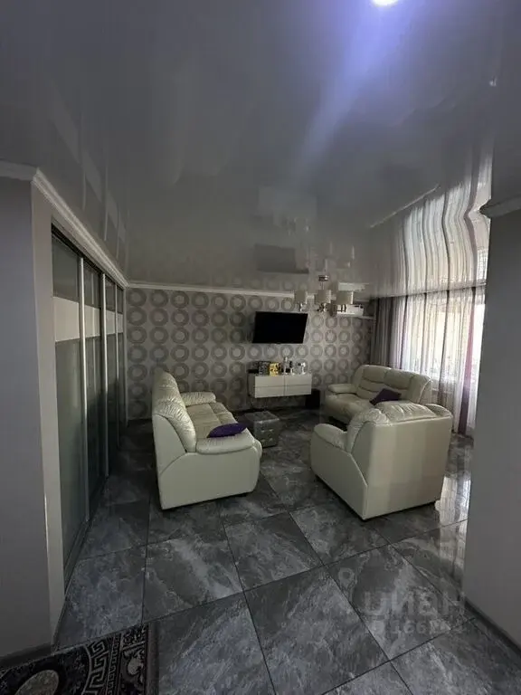 Продаю четырехкомнатную квартиру 100.0м ул. Гаврилова, 20А, Казань, ... - Фото 0