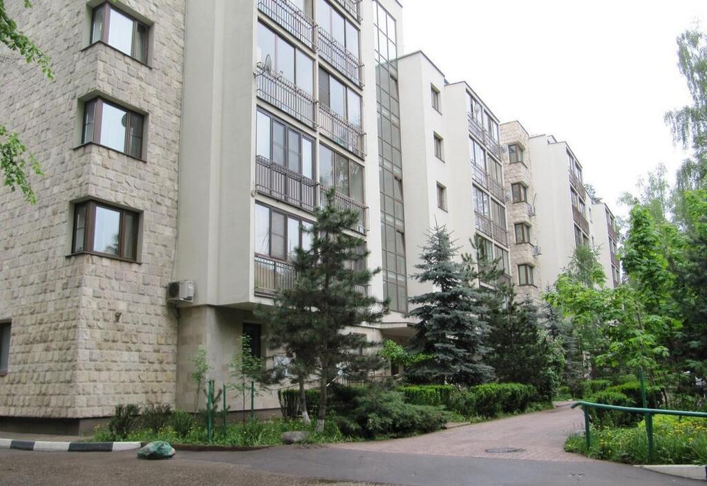 поселок дачного хозяйства жуковка жуковка. посёлок дачного хозяйства жуковка 7. поселок дачного хозяйства жуковка 12. дачный поселок жуковка 1. жуковка 123 рублево-успенское шоссе.