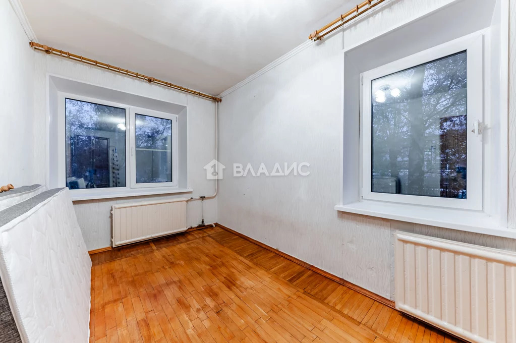 Санкт-Петербург, улица Ушинского, д.37к2, 3-комнатная квартира на . - Фото 16