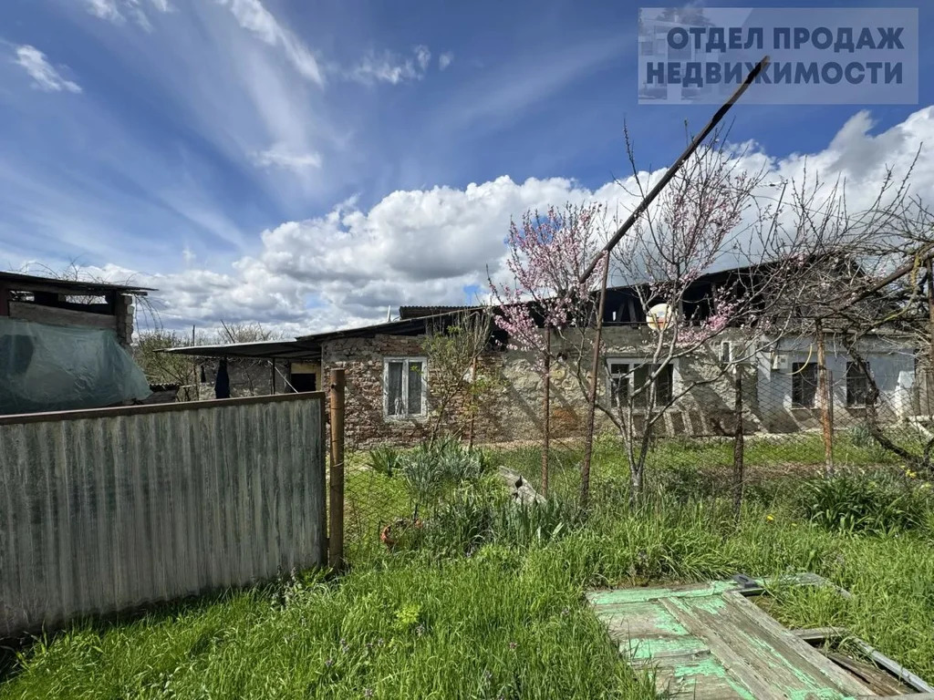 Дом с большим участком - Фото 1