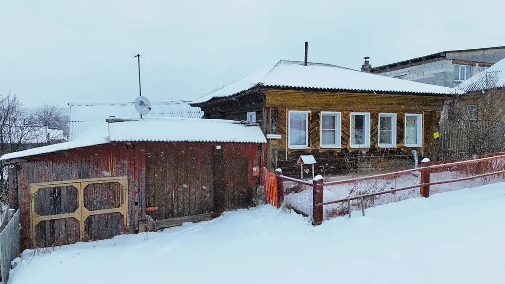 Дом по ул. Дзержинского - Фото 1