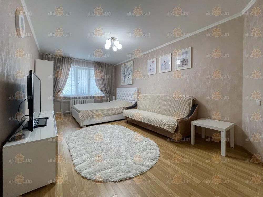1-комн. квартира - Фото 1