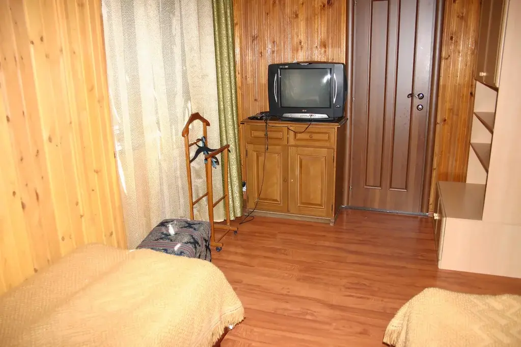 кисловодск улица ольховская 3. кисловодск красноармейская 8. апартаменты центр ялте улица ярошенко 7. снять квартиру в парковой зоне кисловодска. кисловодск снять жилье для отдыха.