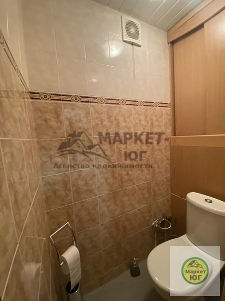 Продам 3-х комн кв общей площадью 63.4 кв.м в г Абинске (ном. объекта: ... - Фото 1