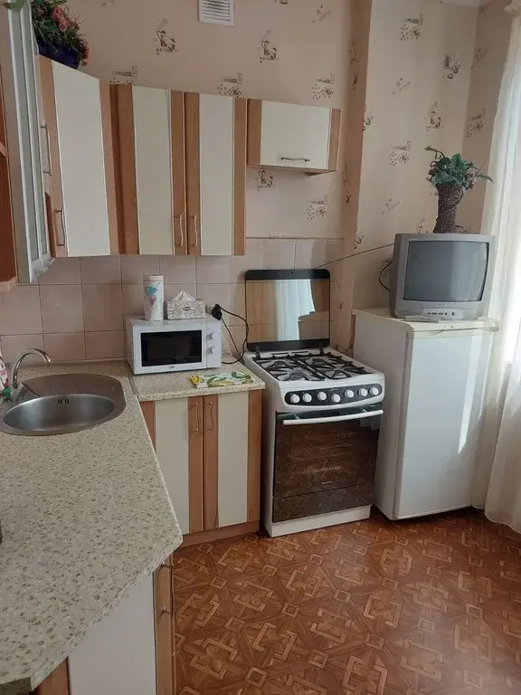 Улица Октябрьская, 11 - Фото 1