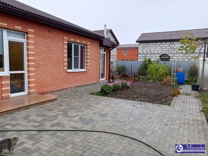 Продажа дома, Батайск, 10 Линия улица - Фото 3