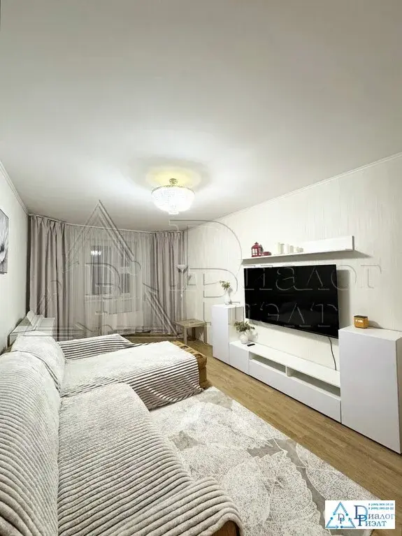 3-комнатная квартира в пешей доступности к м. Некрасовка - Фото 1