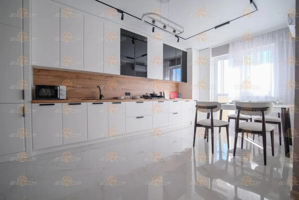 2-комн. квартира - Фото 1