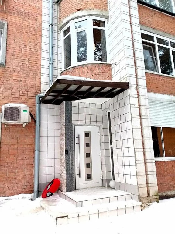 Продажа квартиры, Бердск, ул. Изумрудный городок - Фото 1