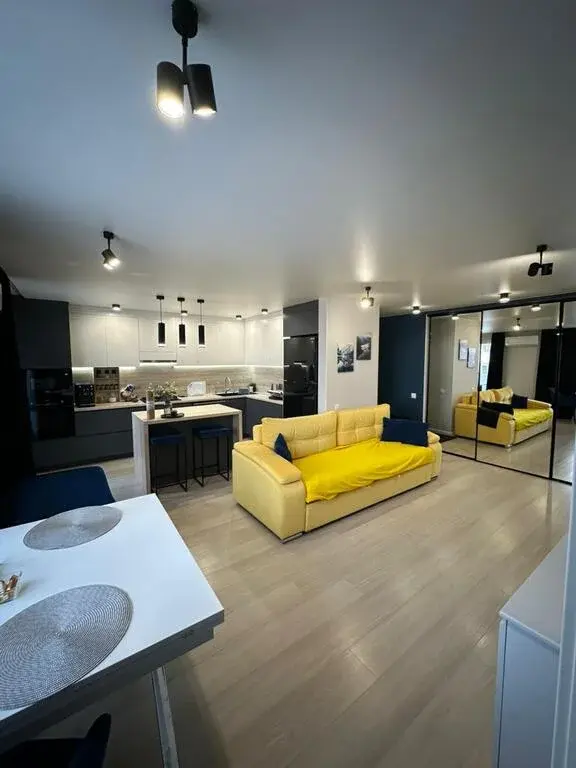 Продам просторную евро-трёхкомнатную квартиру (2 изолированные спальни - Фото 5