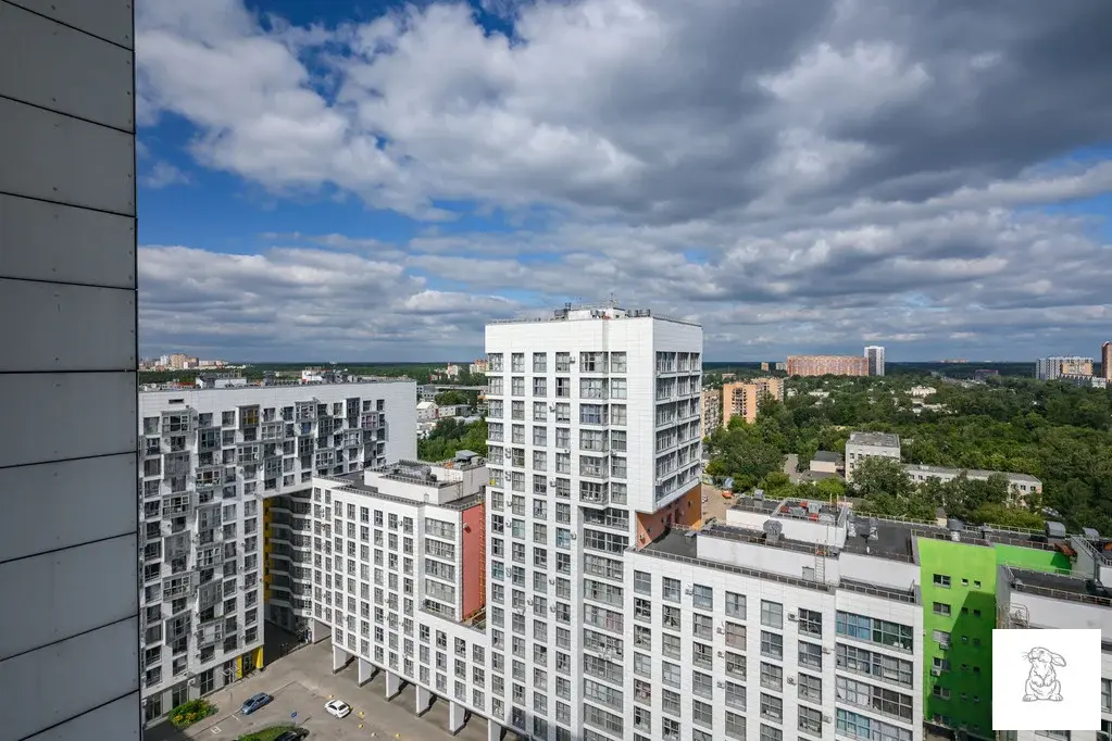 Видовая трешка с дизайнерским ремонтом - Фото 19