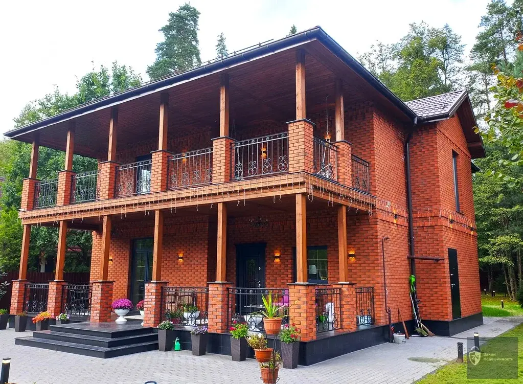 Стильный коттедж 200 кв.м «Заезжай и живи». 10 сот. у леса. - Фото 1