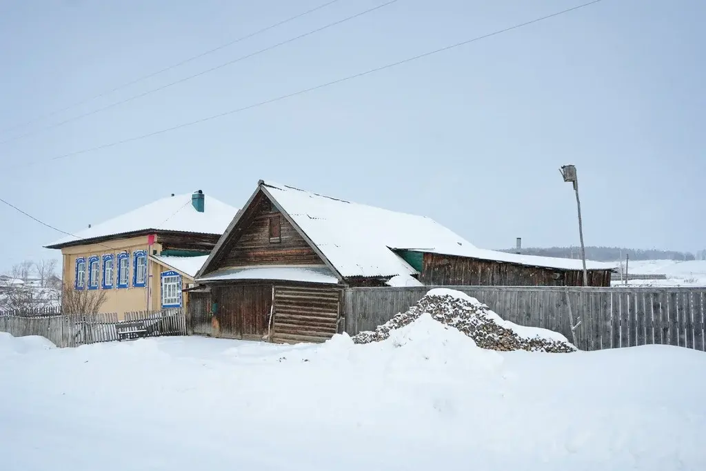 Продаётся просторный дом с земельным участком в деревне Ташкинова - Фото 5