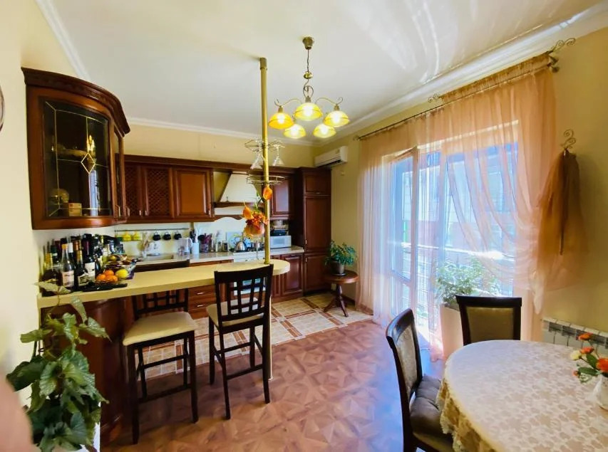 Продажа квартиры, Геленджик, Сосновый пер. - Фото 1