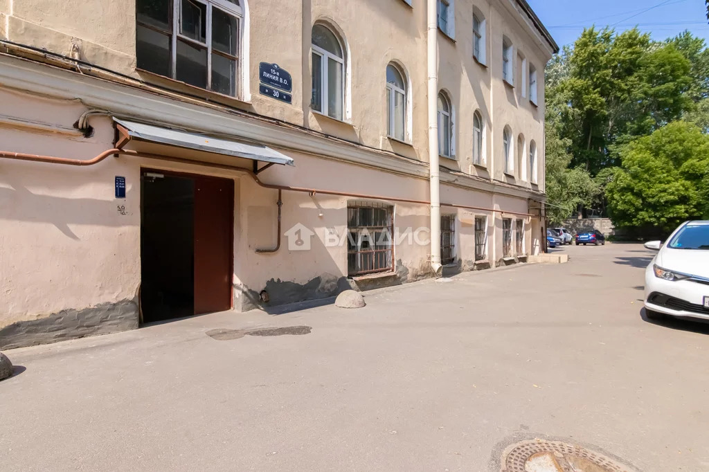 Санкт-Петербург, 15-я линия Васильевского острова, д.30, 3-комнатная . - Фото 15