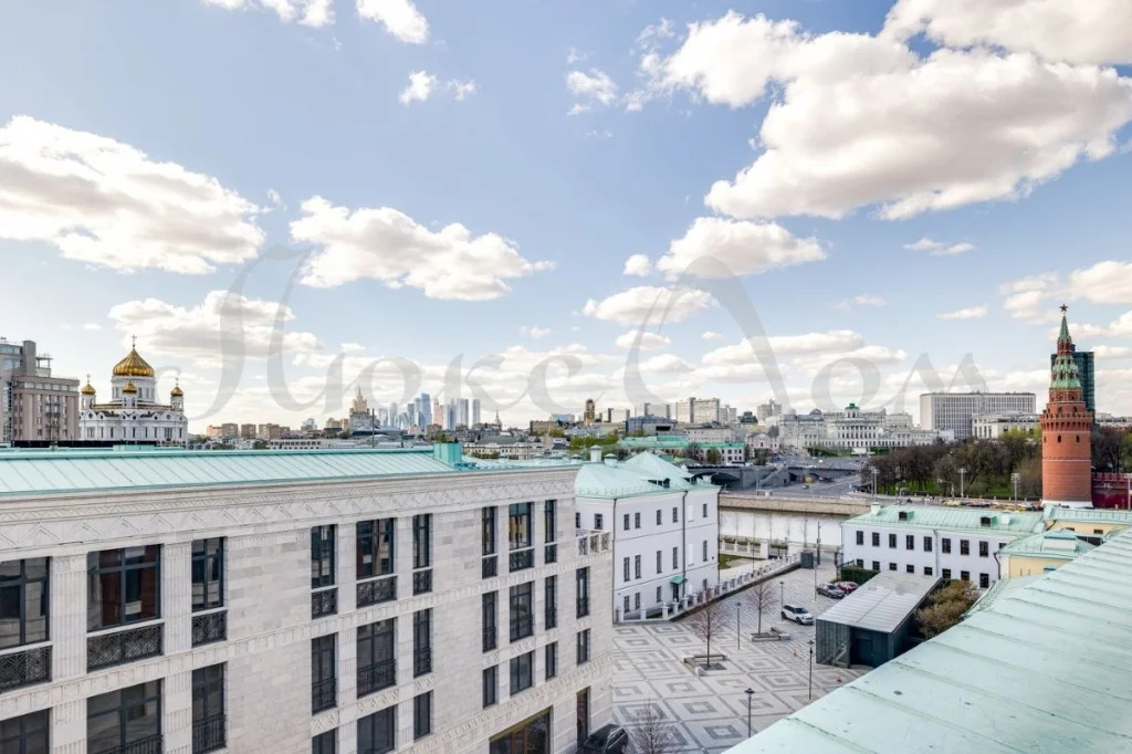 Продажа квартиры, м. Боровицкая, Софийская наб. - Фото 1
