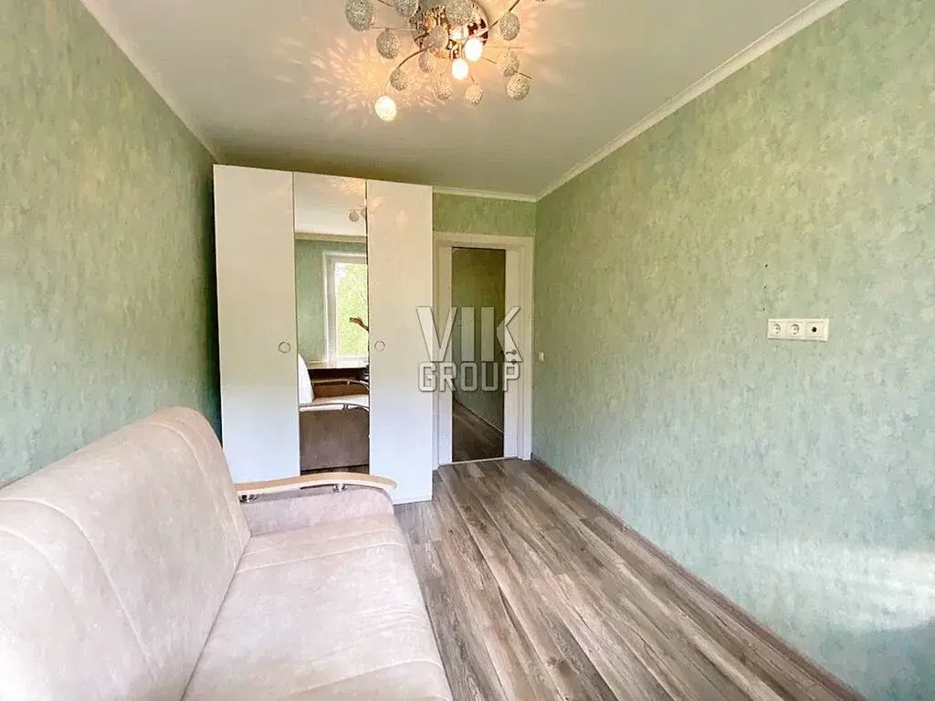 Предлагается светлая, с отличным ремонтом, трех комнатная квартира - Фото 10