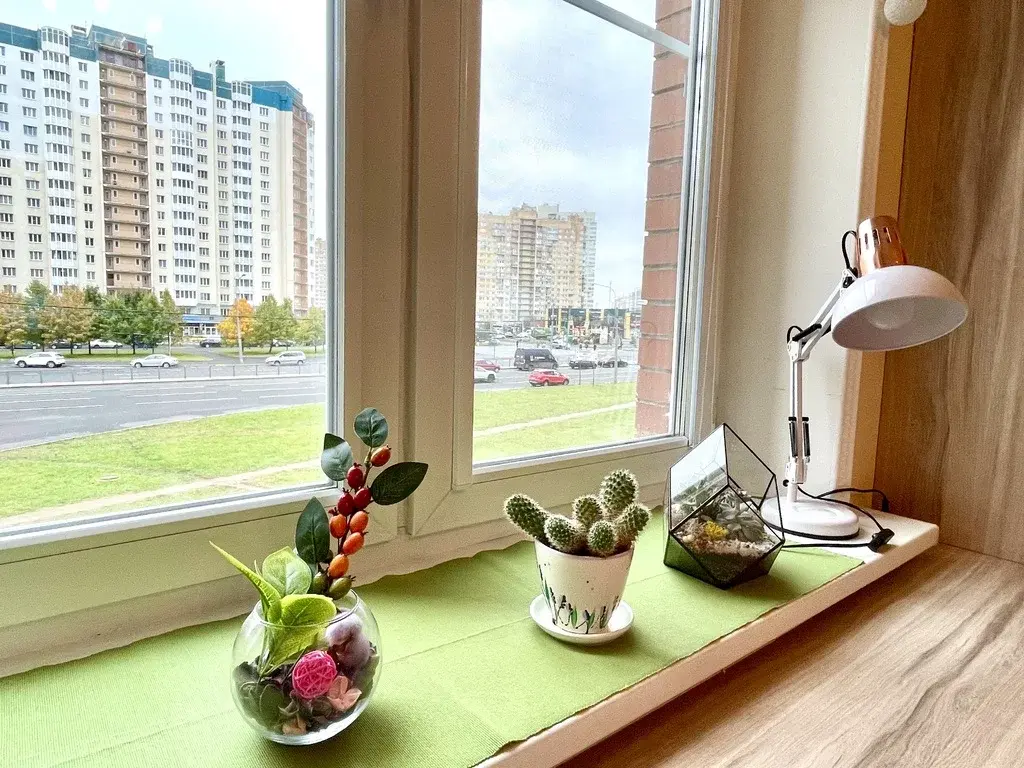 Трехкомнатная квартира с хорошим ремонтом. мебелью и техникой - Фото 18