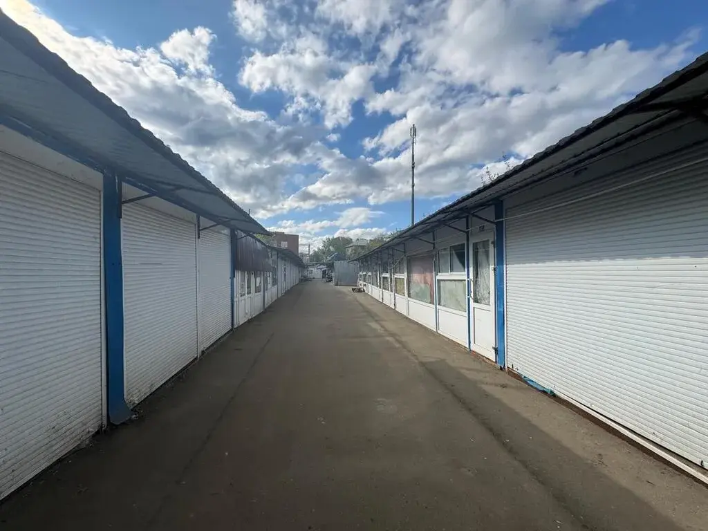 Рынок в центре Климовска - Фото 1