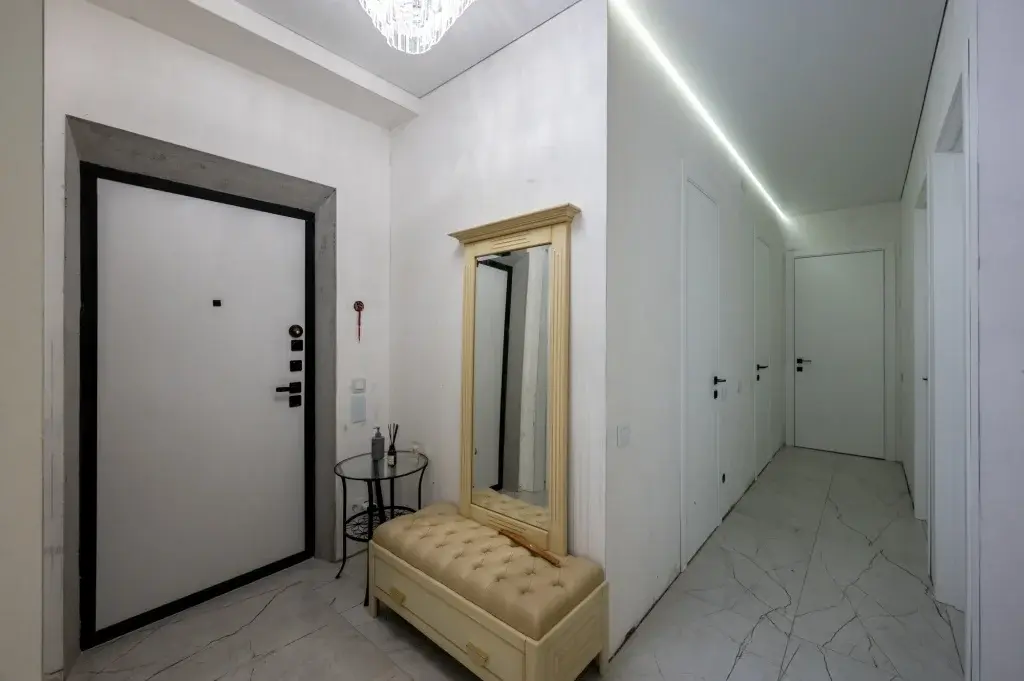 3-к.ул.Виктора Маслова, д.2,подъезд 11 - Фото 10