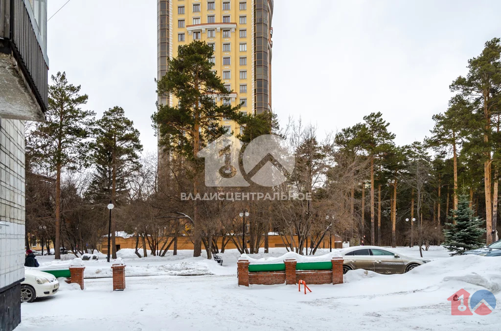 городской округ Новосибирск, Новосибирск, улица Богдана Хмельницкого, ... - Фото 24