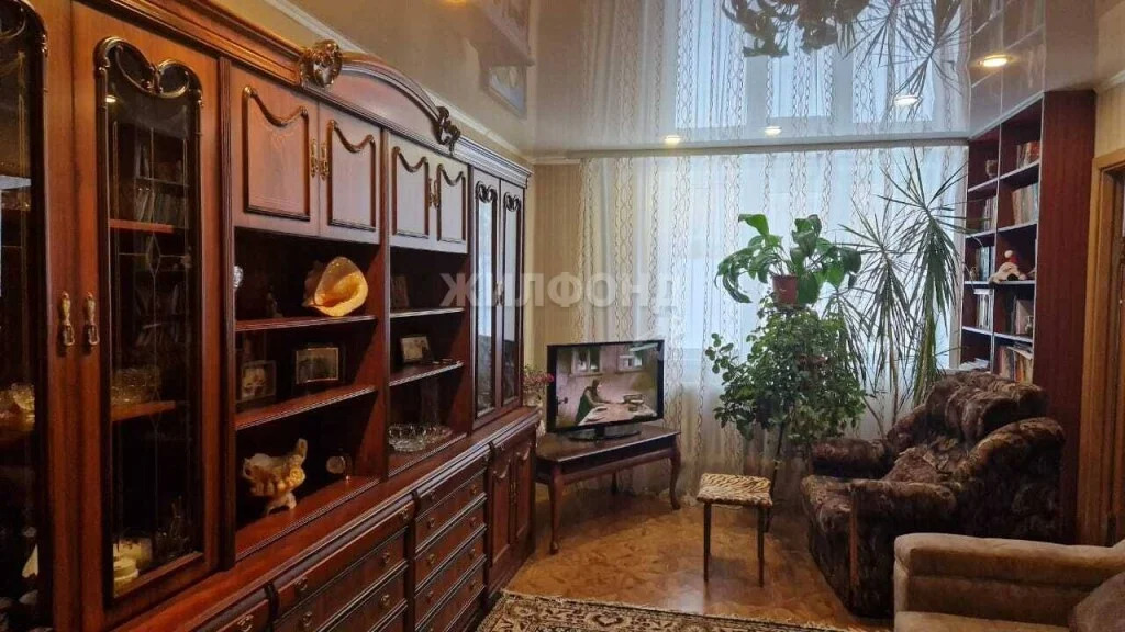 Продажа квартиры, Новосибирск, ул. Столетова - Фото 1