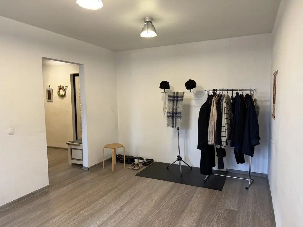 3-х комнатная квартира сремонтом в тихом месте - Фото 10