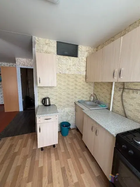 Продам квартиру - Фото 6