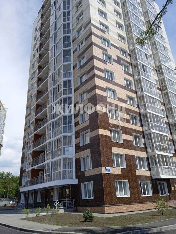 Продажа квартиры, Новосибирск, ул. Коминтерна - Фото 1