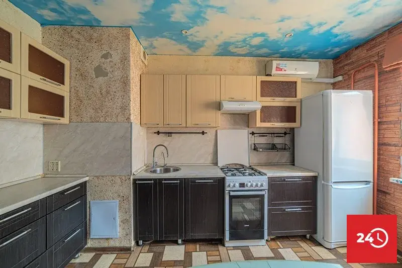 В продаже 3 комнатная квартира по ул. Ивановская, д. 143! - Фото 1
