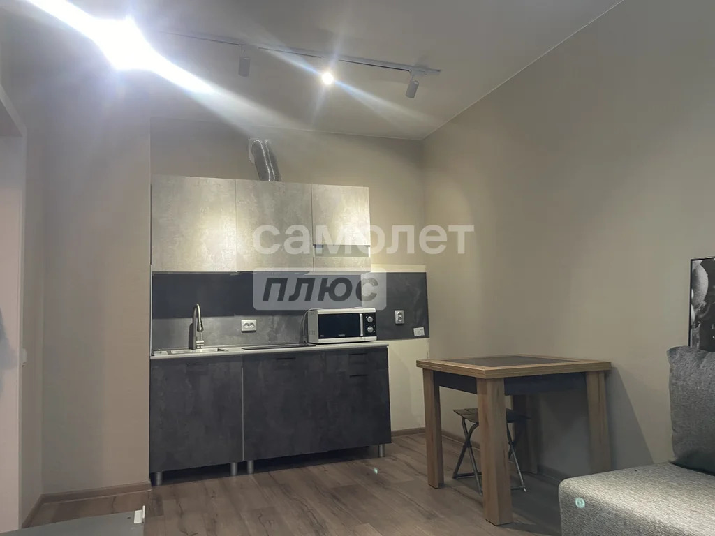 Продажа квартиры, Горелки, Генерала Горшкова б-р. - Фото 2