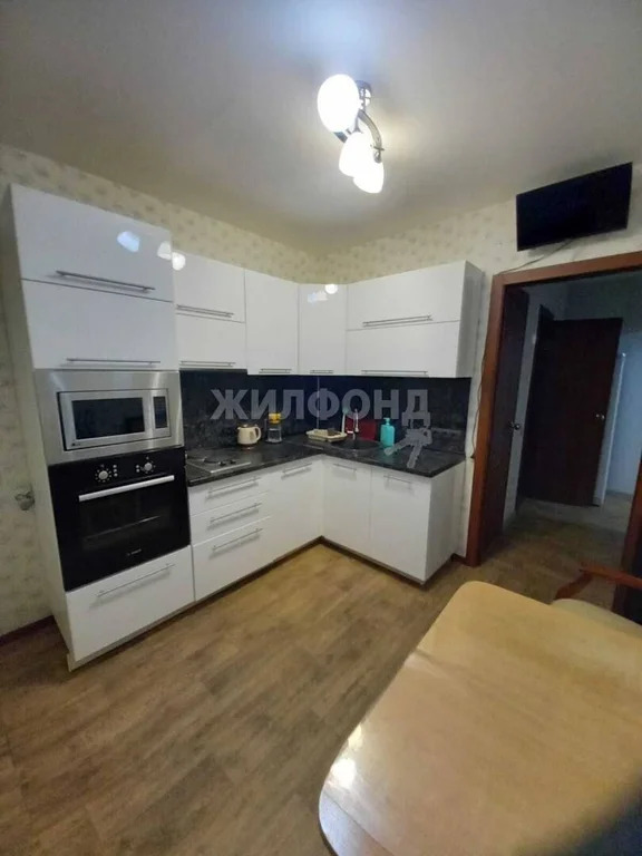 Продажа квартиры, Краснообск, Новосибирский район, 2-й микрорайон - Фото 0