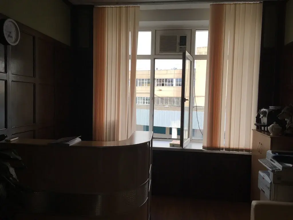 М.Полежаевская 10 м.п .5-Магистральная д.10А . На 3/4 сдается 102 кв.м - Фото 1