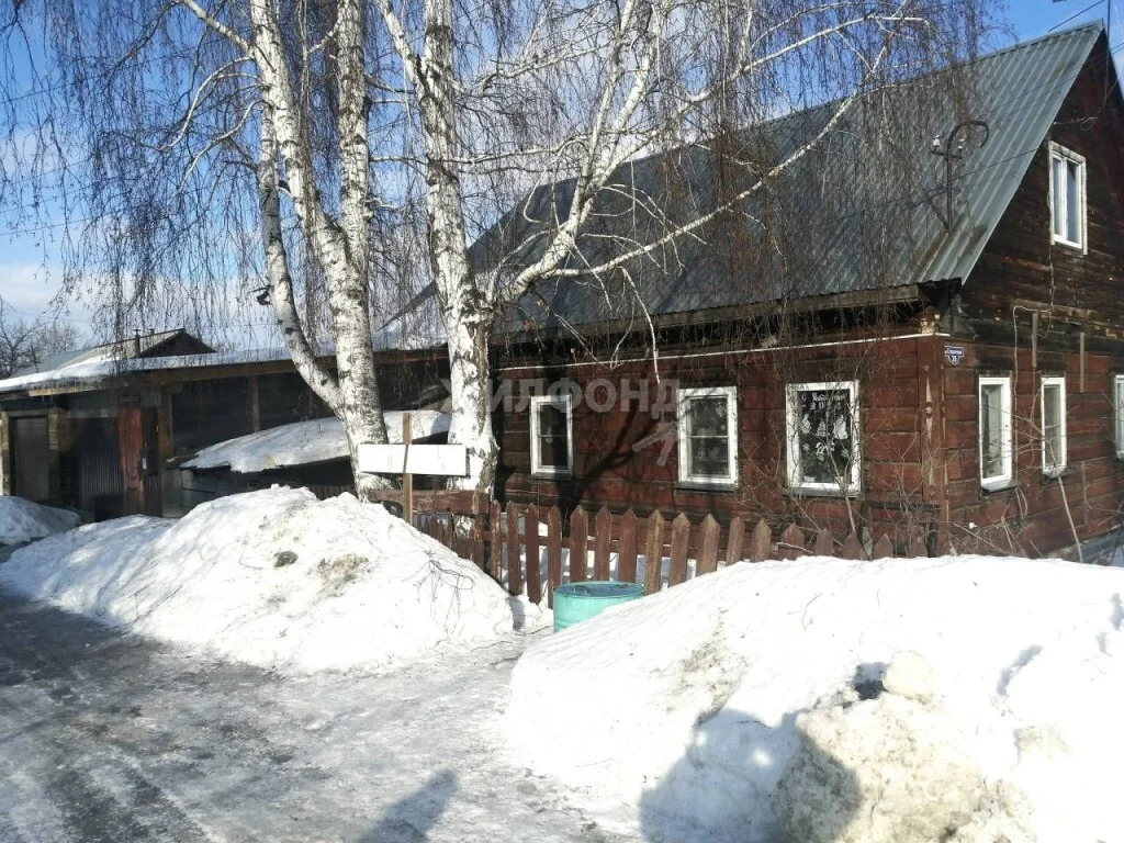 Продажа дома, Новосибирск, ул. Стрелочная - Фото 1
