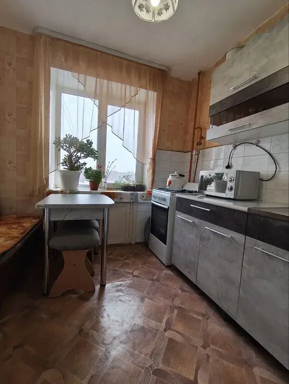 продам квартиру - Фото 2